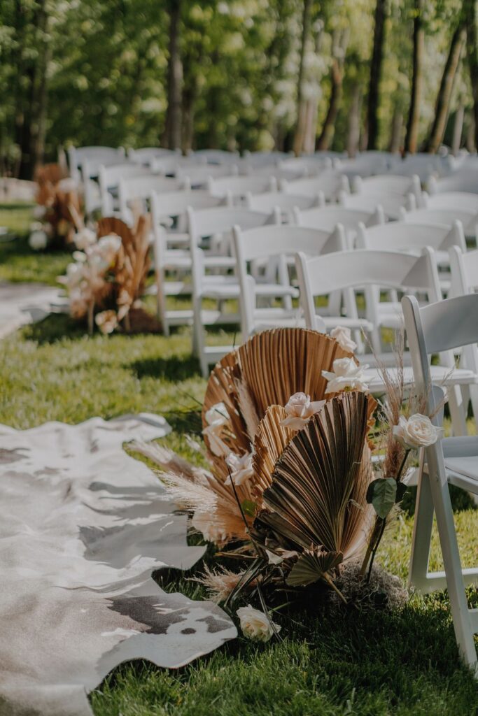 boho wedding aisle