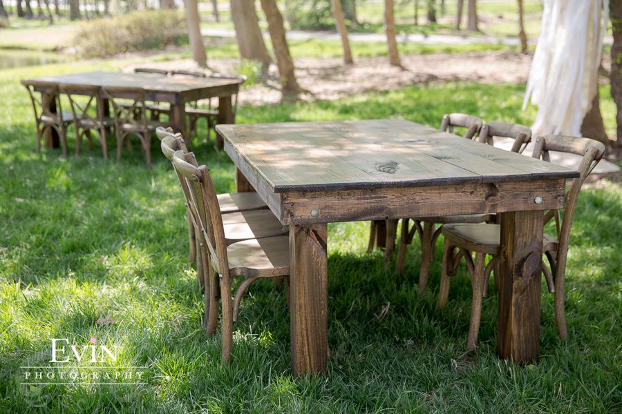 rustic kids table and chairs