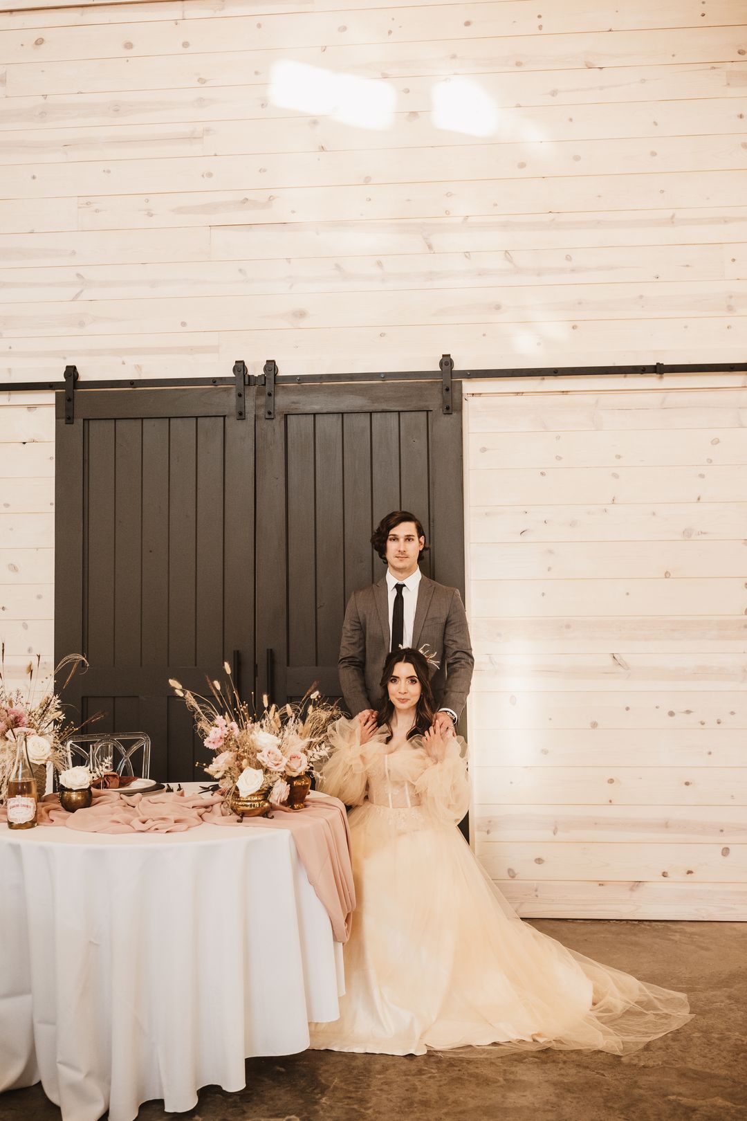 sweetheart table at Cranford hollow