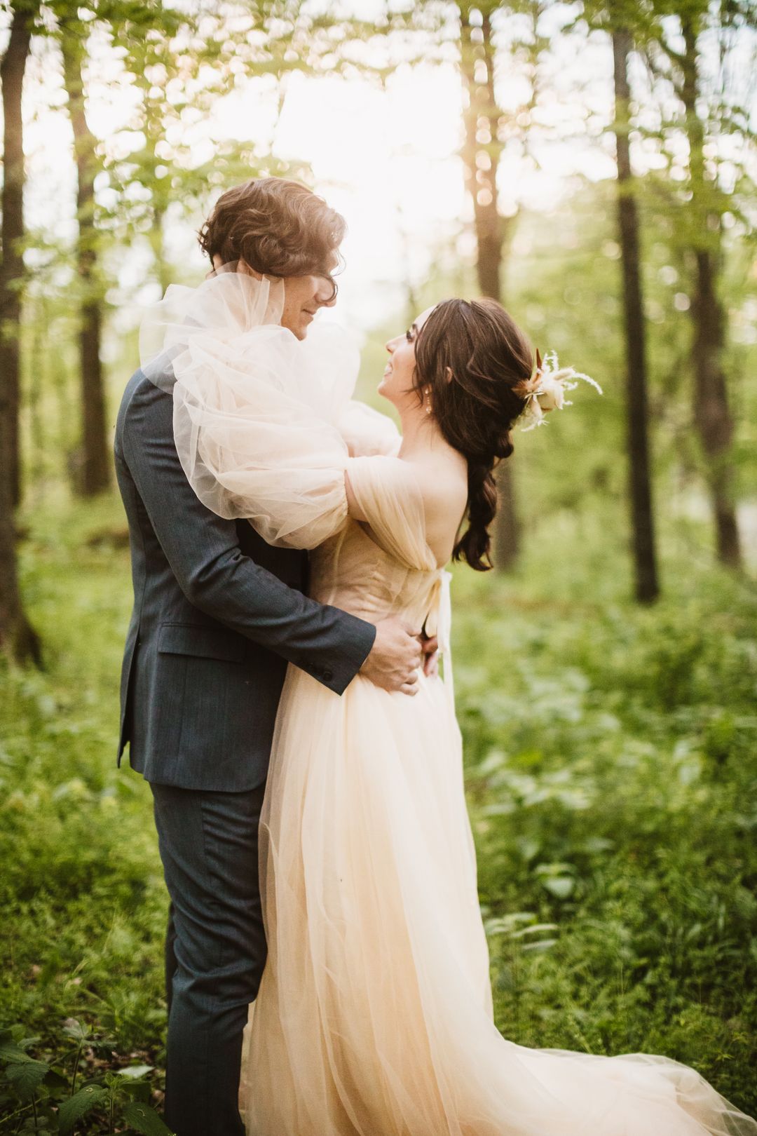 outdoor wedding portraits at Nashville venue