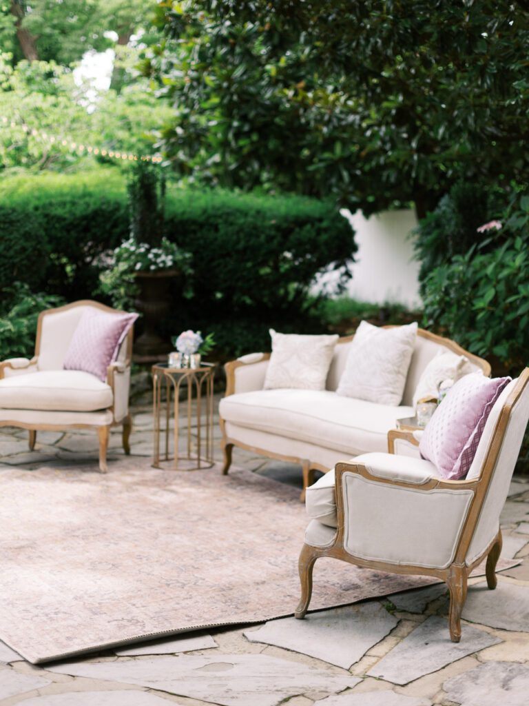 vintage wedding lounge