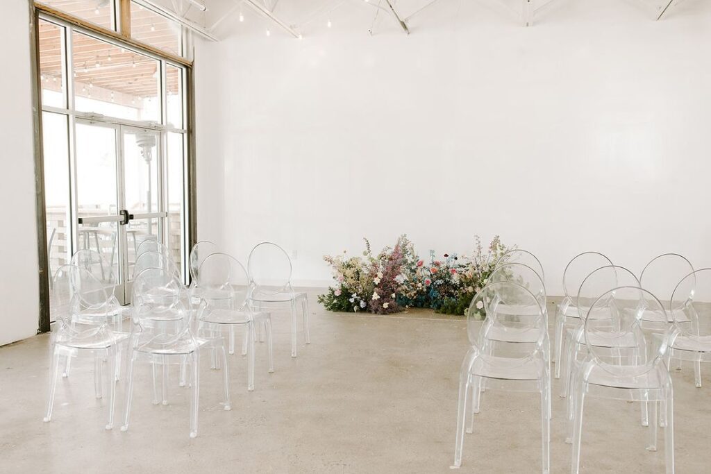 Acrylic chairs online wedding