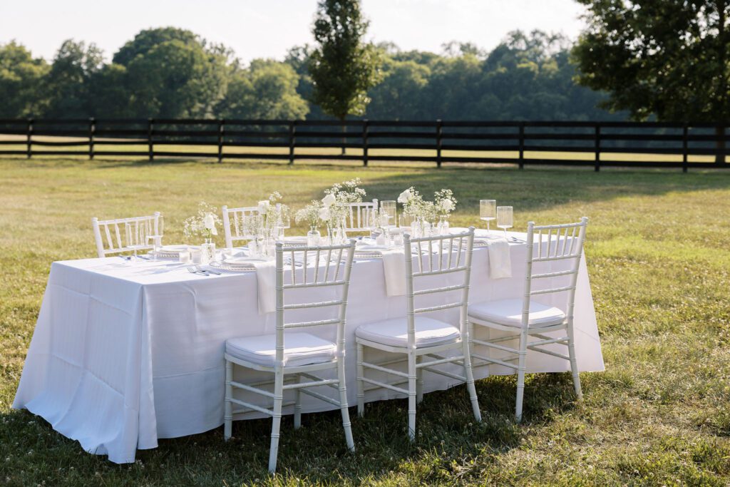 white chiavari chairs