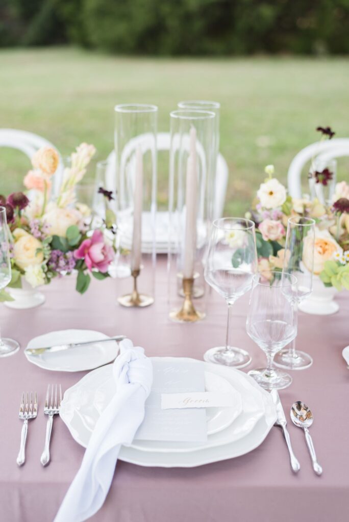 lavender eaaster table