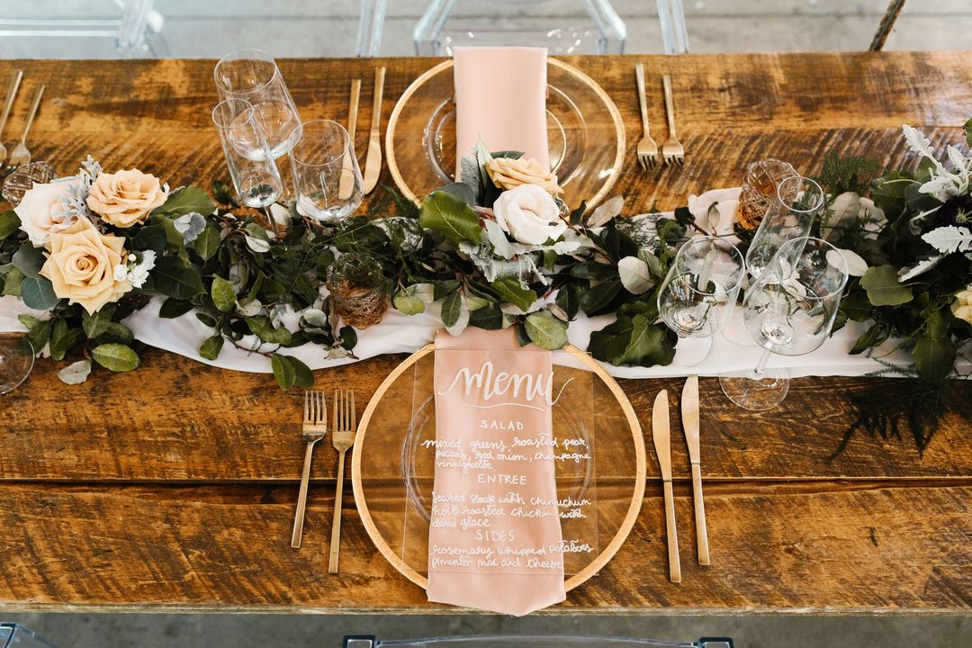 DIY Rustic Wood Table Runner - Blooming Homestead