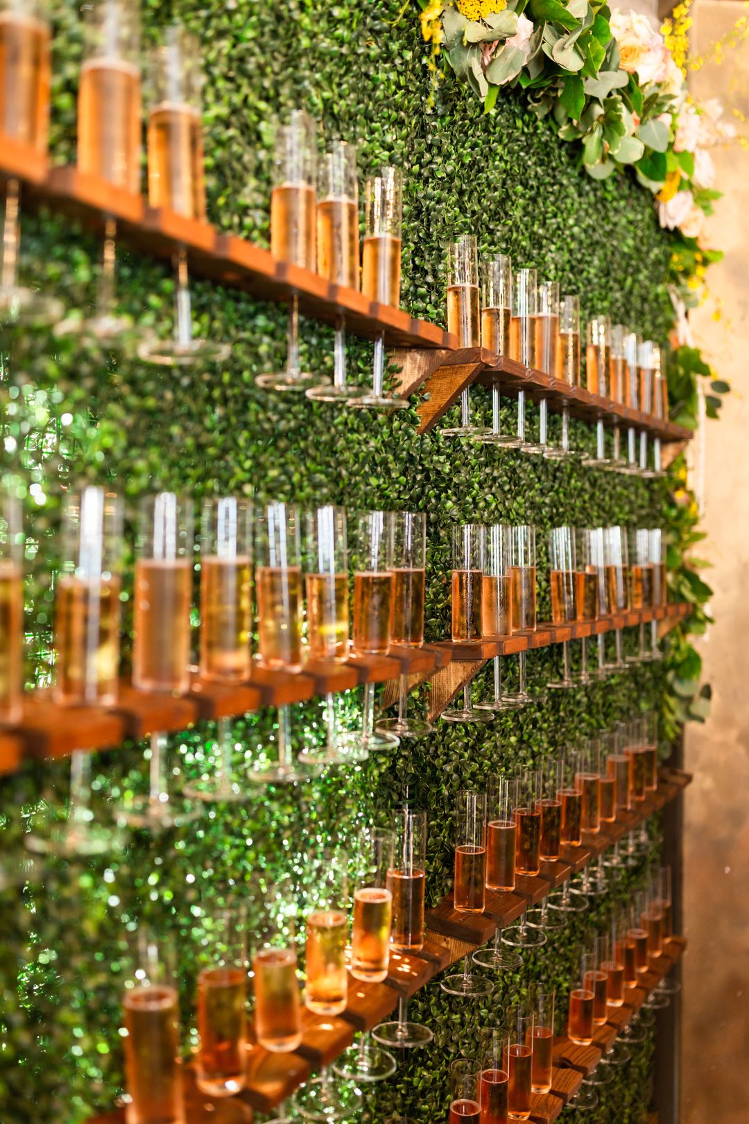 event champagne wall