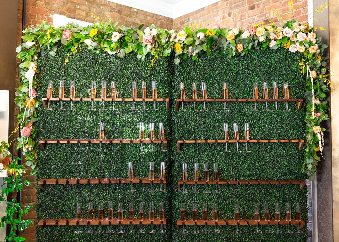 floral boxwood champagne wall