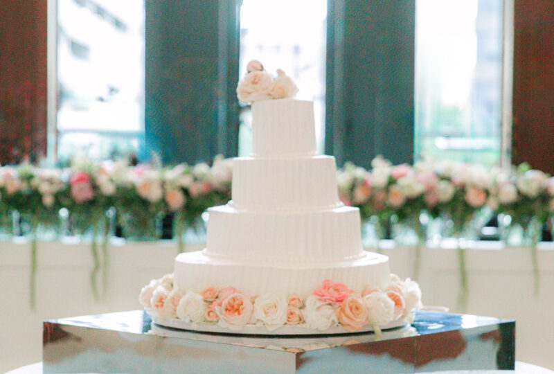 southern-event-rentals_nashville-tennesse-hermitage-hotel_cake-table-linens wedding reception cake table linen