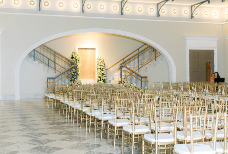 southern-event-rentals_nashville-tennesse-hermitage-hotel_gold-chiavari-chairs-wedding-ceremony gold wedding chair rentals