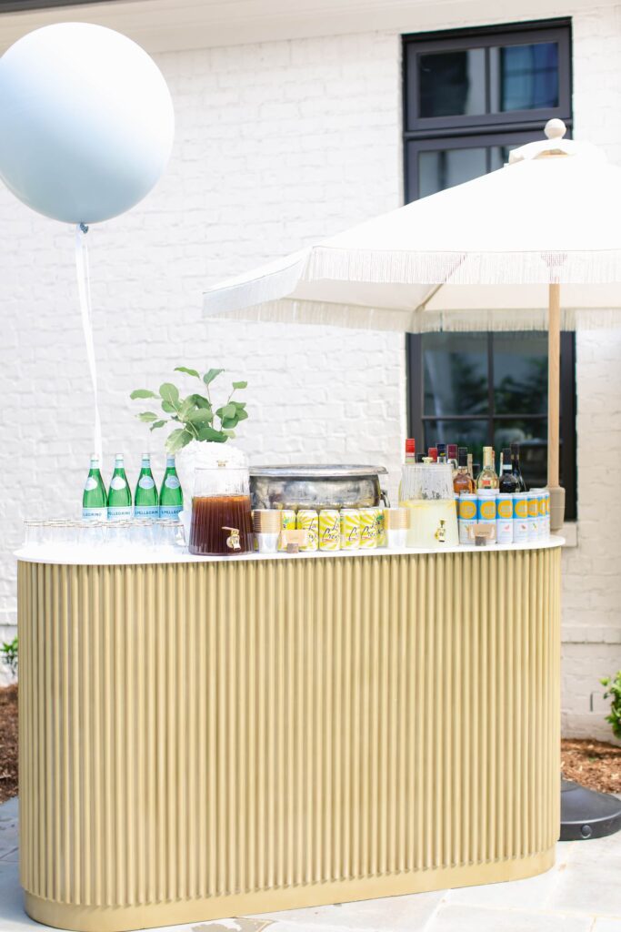 Elegant Baby Sprinkle event bar